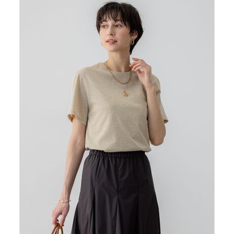 [^ԁFKKWOGM0443]2025 Spring & SummerCȂiÂɂ􁡃fUCɍהԎ̃gpiт₩ȑfނgpTVcBx[VbNȃfUCƂCȂ͑lł₷AfC[ȃX^COɂ􂵂܂BRpNgȃTCWOɂ邱ƂŁA炵ؚȈۂoBdlɗ̓Vvɂ邱ƂŁAꖇŒ̂͂AWPbgVc̃Ci[AL~sȂǁAR[fBl[gƍDłBJ[̓VbNȃubN(#005)A܂𖾂邭S[h(#090)AN[ȕ͋C̃Vo[(#091)3FWJłBfޒʏAёfނD@ĎgpāA𔲂ȑgDŕ҂ݗĂ邱ƂŁAƓ̏_炩ȕƐLkĂ܂B܂ʏ̃͐؂₷ׁA؂ꂵɂʂɔQāALkɒǏ]悤ɍׂzĐ݌vꂽfނłB摜̓TvgpĂׁAۂɂ͂鏤iƎdlقȂꍇ܂B