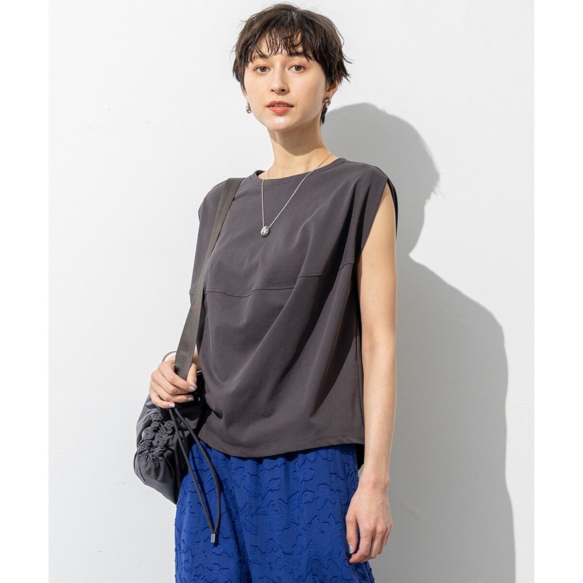 SLOW/一部店舗限定】ラメリブジャージー ロングTシャツ | 23区