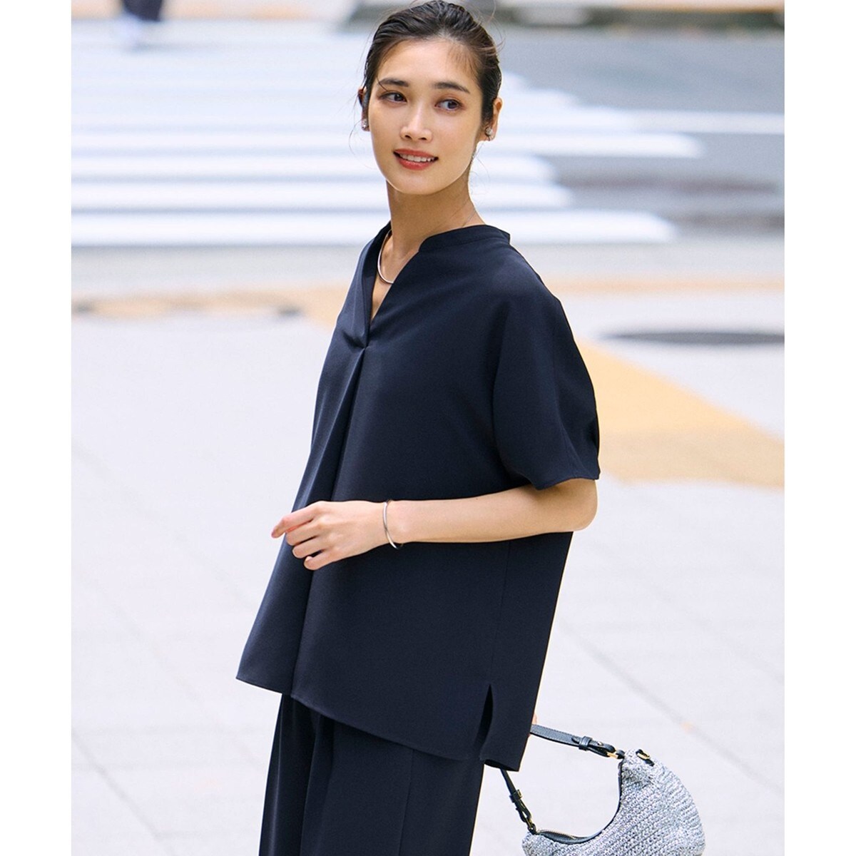 【吸水速乾/UVカット接触冷感】ストレッチジョーゼット バンドカラー カットソー 吸水速乾/UVカット/接触冷感】ストレッチジョーゼット バンドカラー