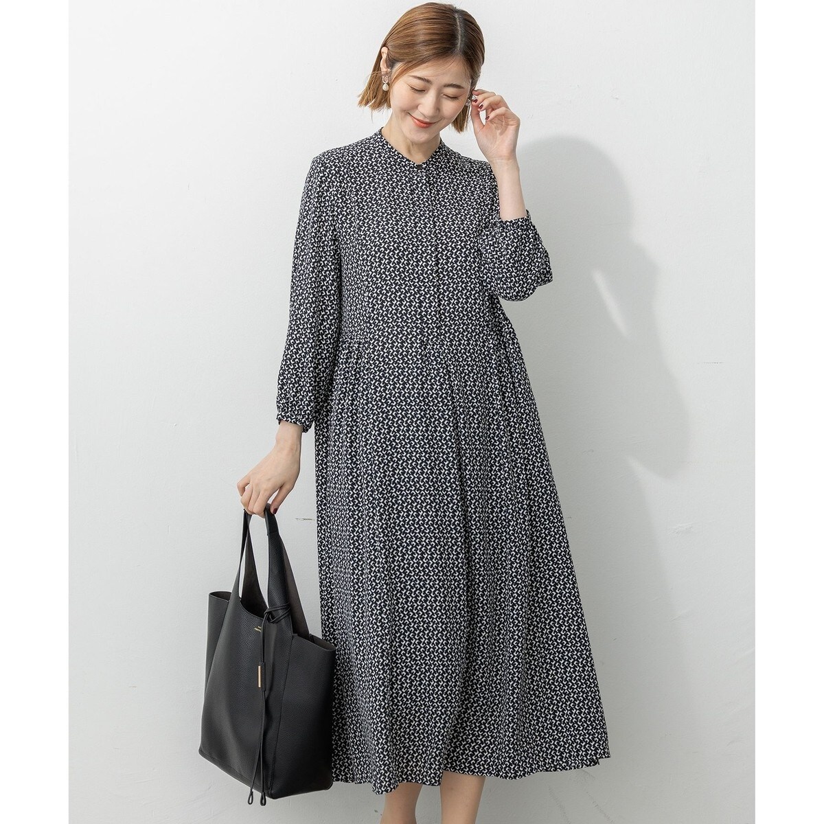 滝沢眞規子さん着用/一部店舗限定/洗える】ニットコンビジャカード