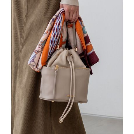 [^ԁFBO3DGW0401]2025 Autumn & WinteriƃJWA˔XG[hRrhXgobOfUC_炩ȃXG[hƍvّ̈fރRrꂽۂ^AR[fBl[gɂȂꊴvXĂ܂BS[hANZgɁBJ͋В^CvȂ̂ŒgɂAhƐɂDĂ܂BRpNgȌڂȂA}`L[͂QȂ̂ŁAofC[[XɎg₷ACełBJ[͏iȈۂ̃x[W(#033)AVbNȕ͋C̃ubN(#005)2FWJłB摜̓TvgpĂׁAۂɂ͂鏤iƎdlقȂꍇ܂B