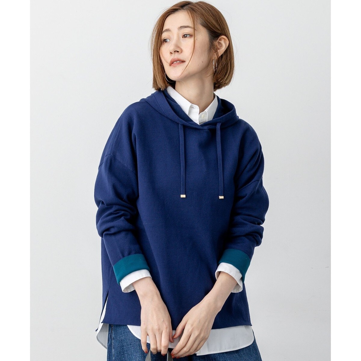 美品　ブルーレーベルクレストブリッジ　ダンボールジップアップパーカー ブルーレーベルクレストブリッジ BLUE LABEL CRESTBRIDGE