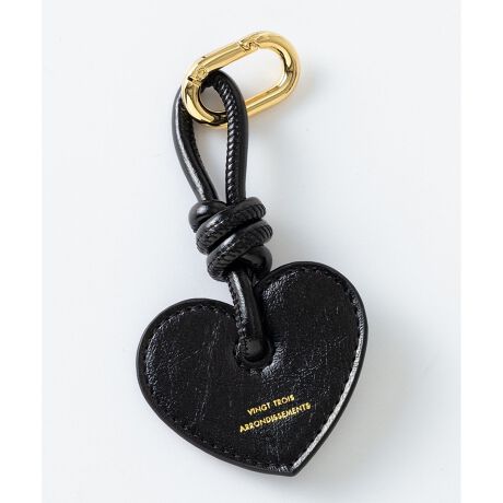 [^ԁFZZ3DGW6506]2025 Autumn & Wintern[g^ANZgɂȂl킢`[fUCXG[hƓƓ̃VH{ꂽGĩRr|Cg̃`[łBn[gƋqAU[R[h̓IȌіڂANZgɂȂĂ܂BS[hJ[̋ŃobÕnht@Xi[ɊȒPɎtĒ̂ŁA̓̋Cɍ킹āAD݂̃obOɋCyɕtւ\łBfjȂǃ{gX̃xg[vɂĒAG炵X^CO߂łBJ[́An[gAU[R[hɃGifނgpubN(#005)A_[NuE(#035)2FƁAXG[h̃n[gɃGĩU[R[hgݍ킹L~_[NuE(#034)AJ[L~_[NuE(#054)AubN~J(#905)3F̌v5FWJłB舵X܁E}߂{XEXEWFCA[É^JV}X摜̓TvgpĂׁAۂɂ͂鏤iƎdlقȂꍇ܂B