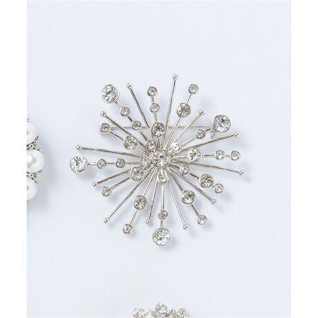 [^ԁFZZ3DLS0011]2026 Pre Spring@ׂȃNX^PANXȃu[`fUCEfޕˏɍL郁^C̐[ɃNX^APӂu[`łB̗lɕˏɍLfUCő݊QB召̃NX^KXoX悭zu邱ƂŁA̔˂ωÂ؂₩oĂ܂BVo[J[̑ꂽۂ^AtH[}p[eB[V[܂ŕLBhXWPbg̋͂AXg[߂obO`[ƂĂX^CbVɉfACełB摜̓TvgpĂׁAۂɂ͂鏤iƎdlقȂꍇ܂B