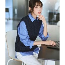 ケーブル ニットベスト