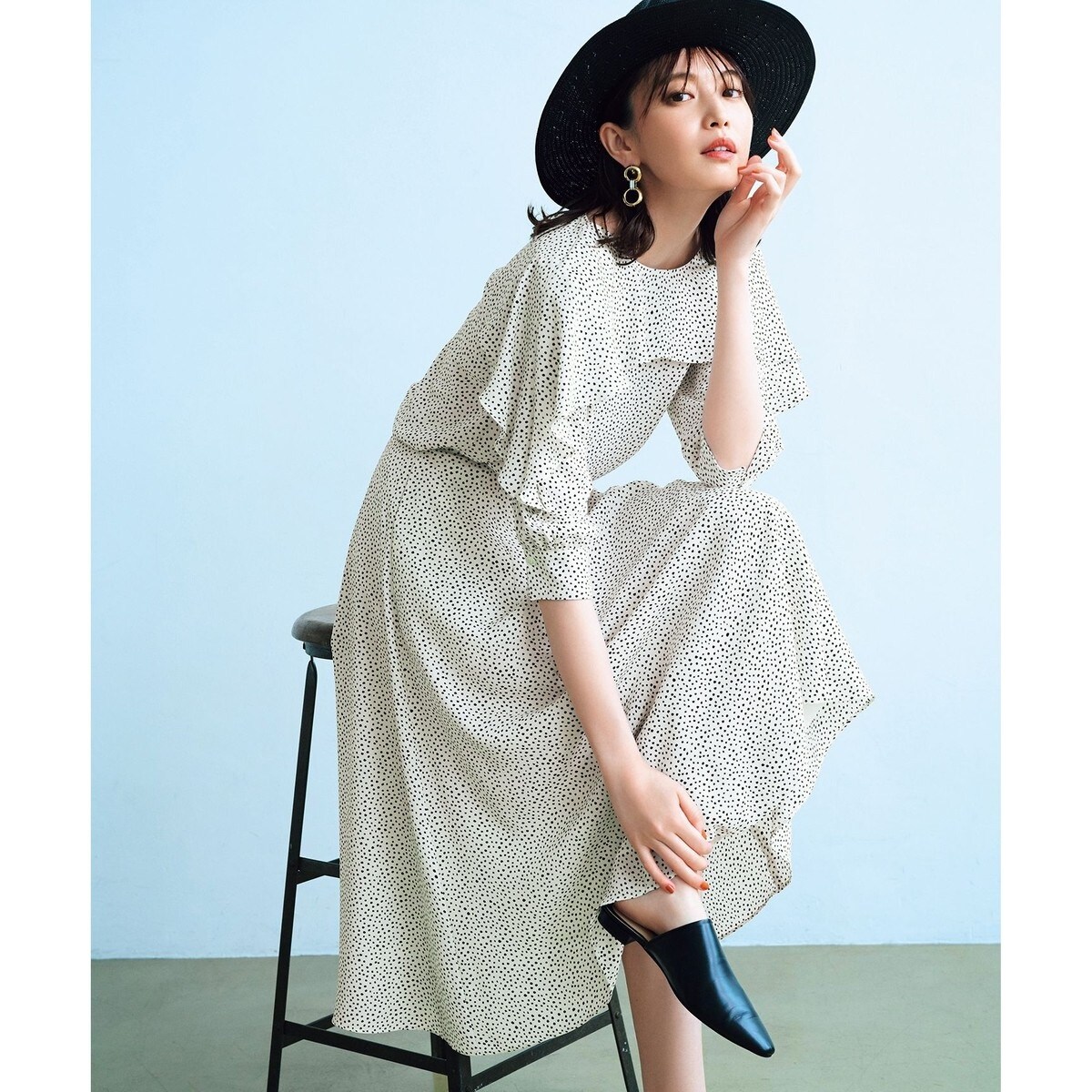 黒と白の水玉フレアスカート マガジン掲載】ランダムドットプリント フレアスカート(番号2H64) | 23