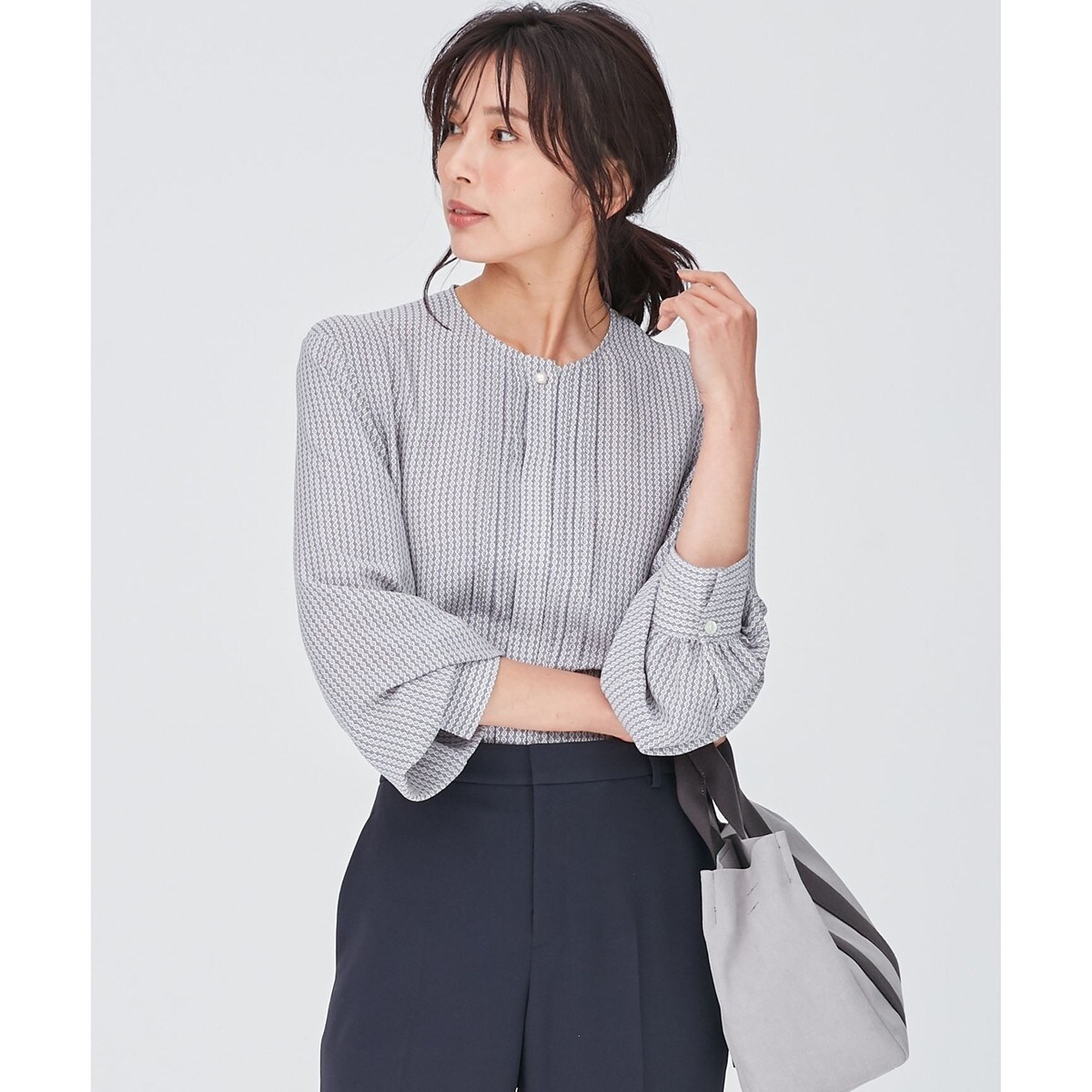 洗える】ヴィンテージ プリント ピンタック ブラウス | 23区(23KU