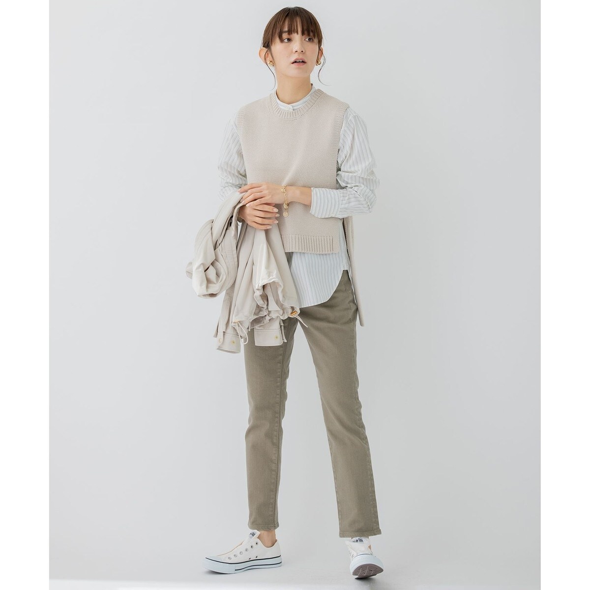 美品 23区 ストレッチ リリヤーン ニット ベスト グレージュ 2024 11008KRWOCM0457530001?$VS_1500$