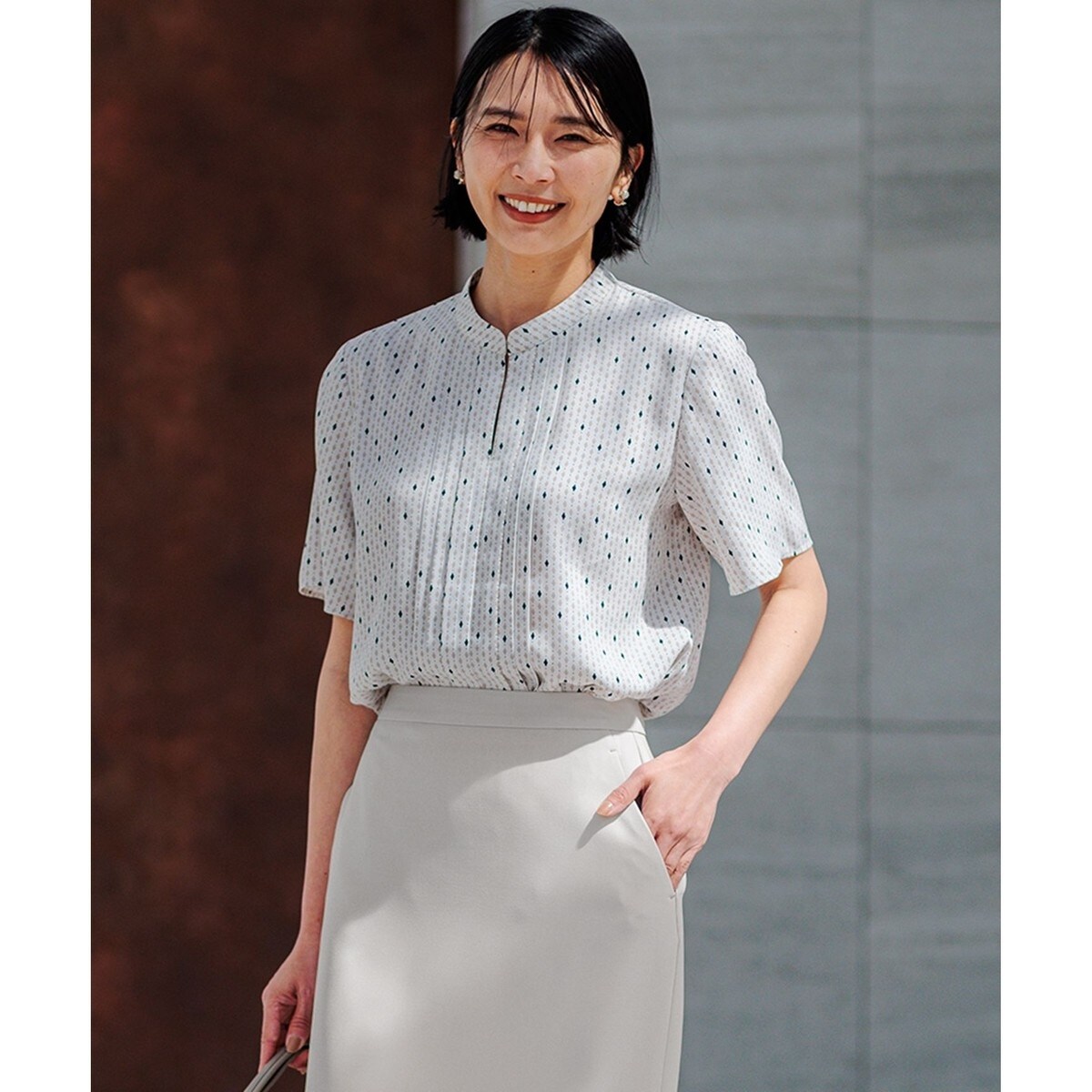 ★送料無料★✨23区　バックサテンアムンゼン レユールダイヤプリント ブラウス 洗える】バックサテンアムンゼン レユールダイヤプリント ブラウス