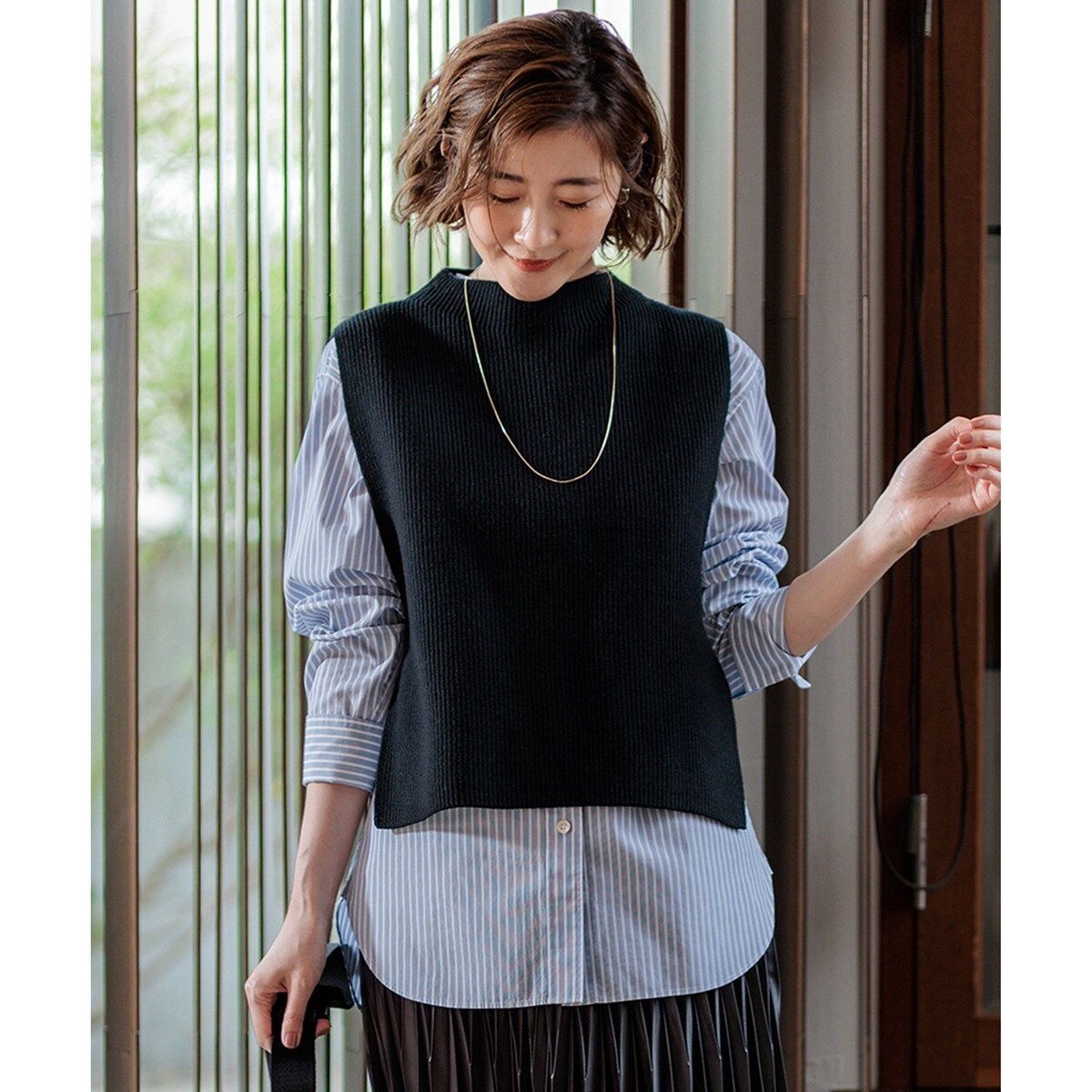 滝沢眞規子さん着用】ベビーアルパカ クロップド ニット | 23区