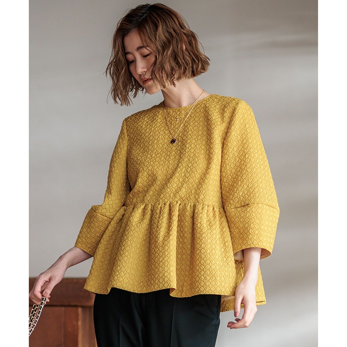 一部店舗限定/洗える】プレザンスジャカード ペプラム ブラウス | 23区