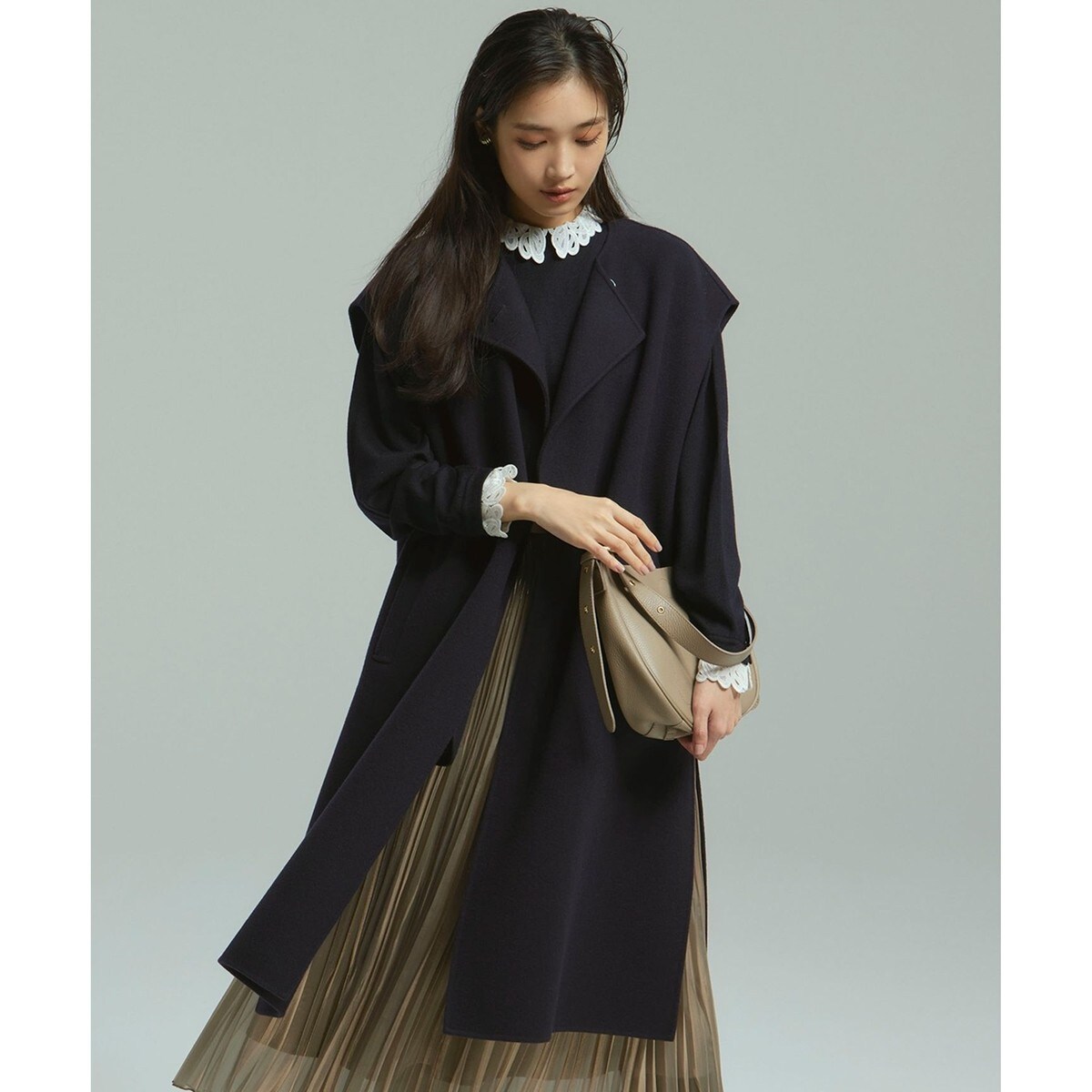 専用 極美品 ジェイプレス【リバーシブル】ウールナイロン フーデッドコート 9 リバーシブル】ウールナイロン リバー フーデッド コート | J