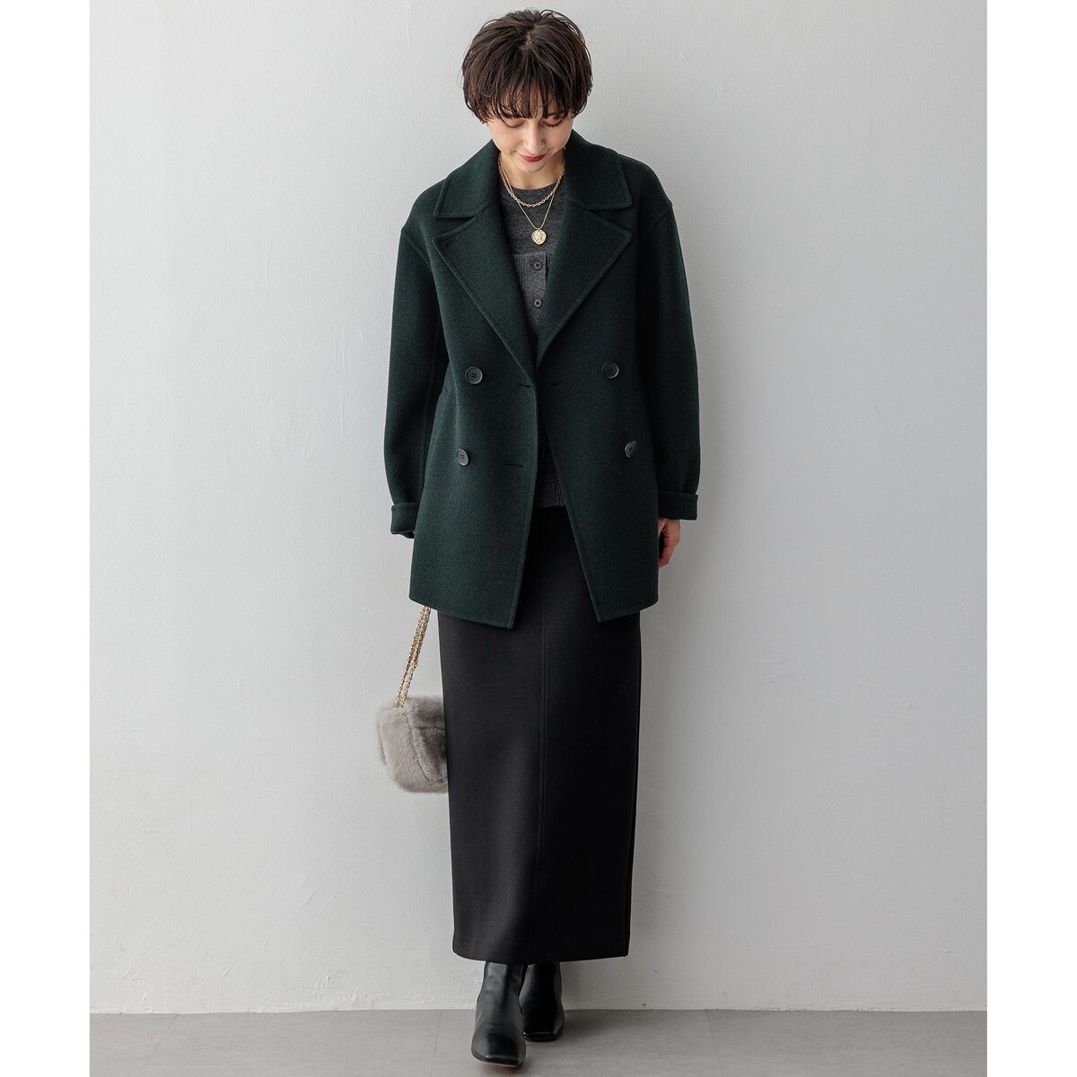 滝沢眞規子さん着用】MANTECOPureリバー Pコート | 23区(23KU