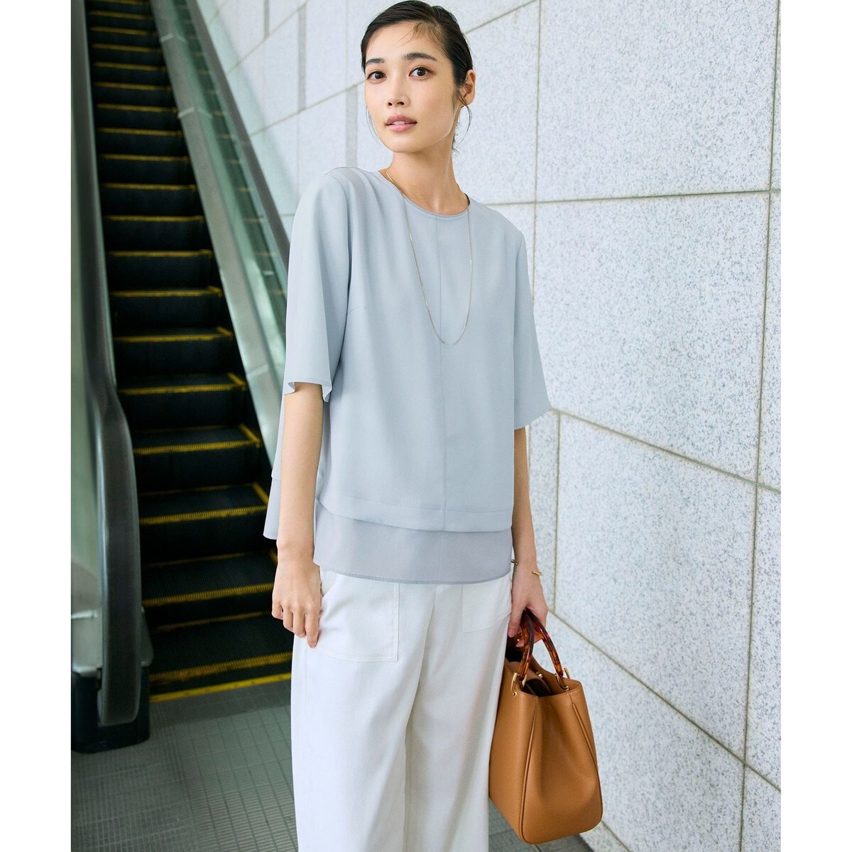 【吸水速乾/UVカット/接触冷感】ストレッチジョーゼット シアーカットソー 23区｜【吸水速乾/UVカット/接触冷感】ストレッチジョーゼット