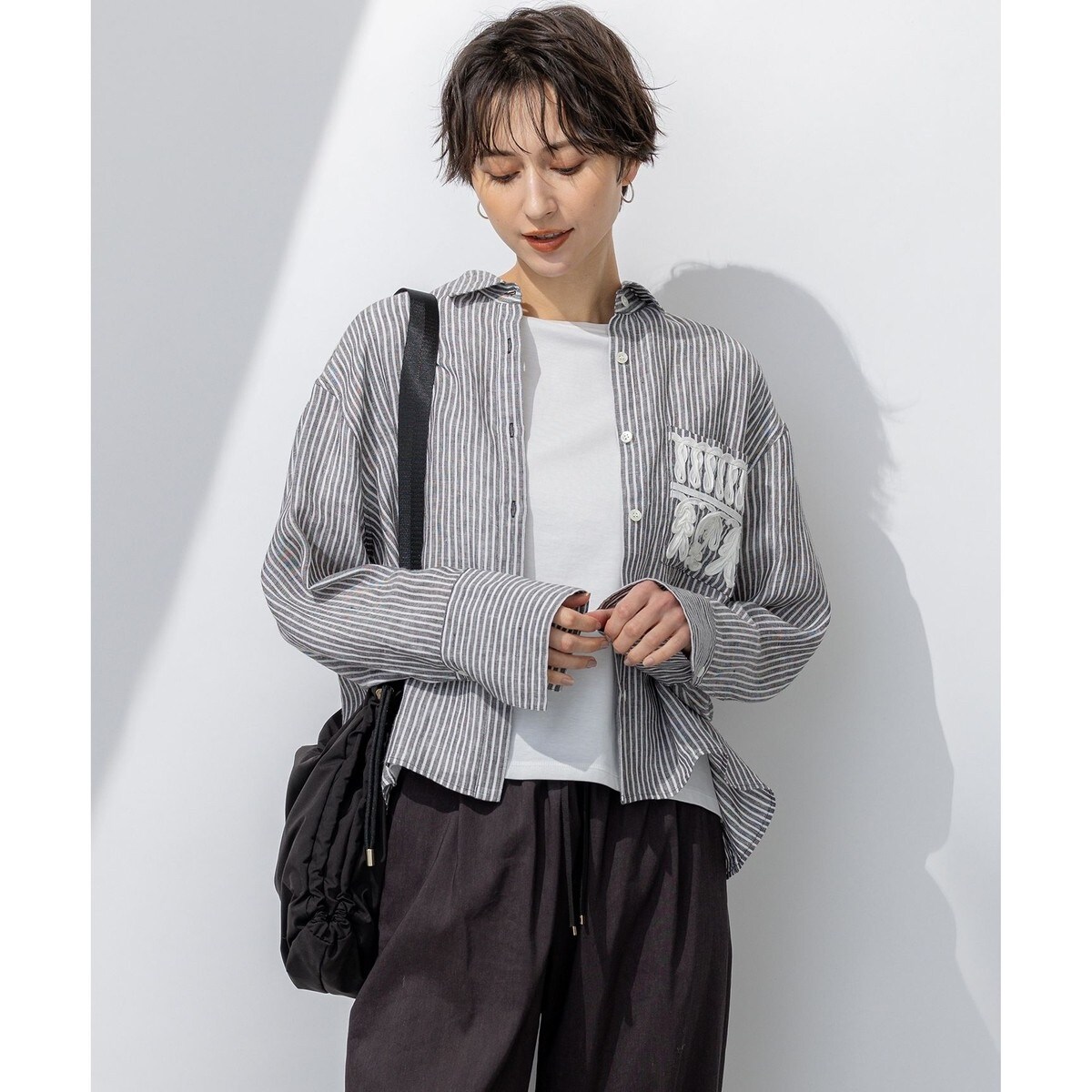 最終値下げ 美品 23区×LIBECO リネンワンピース 麻100% 紺 羽織り 最終値下げ 美品 23区×LIBECO リネンワンピース 麻100% 紺