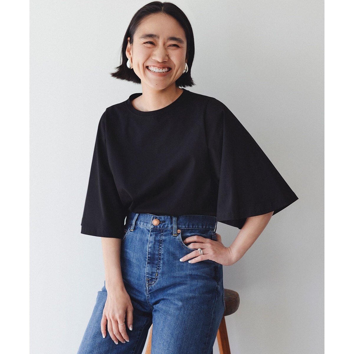 【新品タグ付】23区 現行　ハイエンドフレアスリーブ Tシャツ　トップス　大きめ 23区 tシャツ 「洗える」ハイエンド フレアスリーブ Tシャツ
