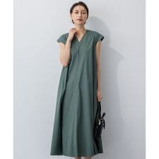 【接触冷感/撥水加工/洗える】ストレッチブロード Vネックワンピース