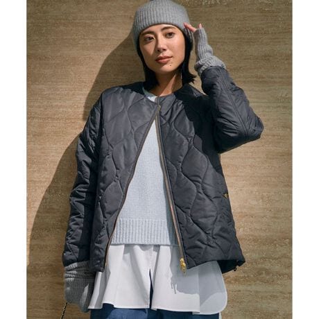 [^ԁFCMWWGW0410]2025 Autumn & WinterVGbgAH~̖\AE^[fUCRpNgȃVGbg̒ȃAE^[Bꂢȕ\ʊ̑fނAƒ₷fUCɗƂ݂܂Btgɂ͋t@Xi[ANZgɂ܂BtJ̃t@Xi[ɂ邱ƂŁA킹{gɂĒȂςĊył܂BiăVGbgɊۂ݂ăX^CO̕ωyłBJ[́Ai`ȃx[W(#033)AjAXJ[̃Z[W(#053)Aiȃ_[NO[(#004)A[hȃubN(#005)4FWJłBf50fj[̃|GXegpx^t^fނłB\ɝHEɃV[HĂ܂̂ŝ@\Eh@\܂B|GXeƓ̌򂪂A_炩A悢n̂镗łBV[YȃpfBO t[h AE^[(i:CMWOGW0411)摜̓TvgpĂׁAۂɂ͂鏤iƎdlقȂꍇ܂B