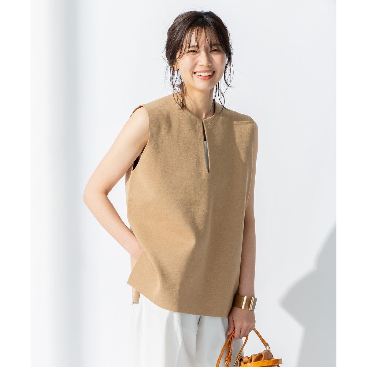 洗える】コットンポリエステルストレッチ キーネックニット | 23