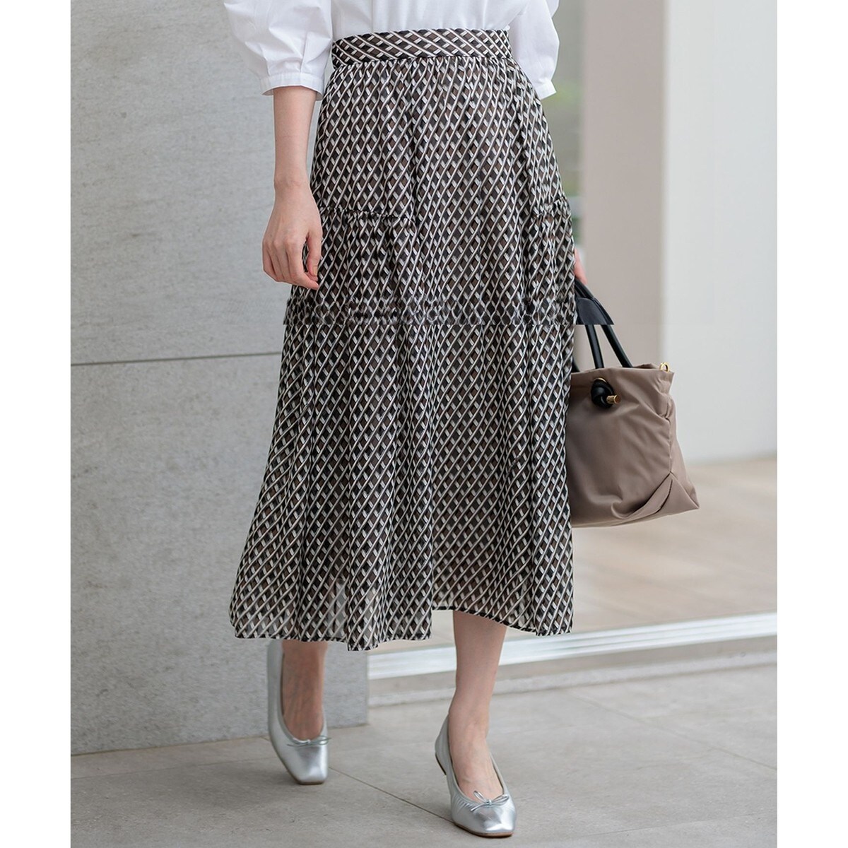スカート 「ウォッシャブル」モザイク幾何プリントタックスカート レディース