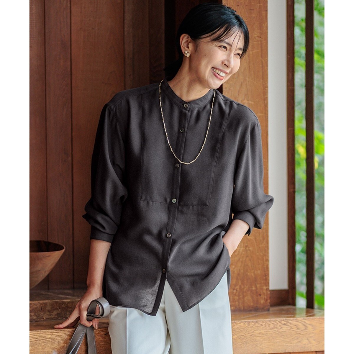 【Oggi10月号掲載/洗える】ウールシアービエラ バンドカラー シャツ 23区｜【Oggi10月号掲載/洗える】ウールシアービエラ バンド