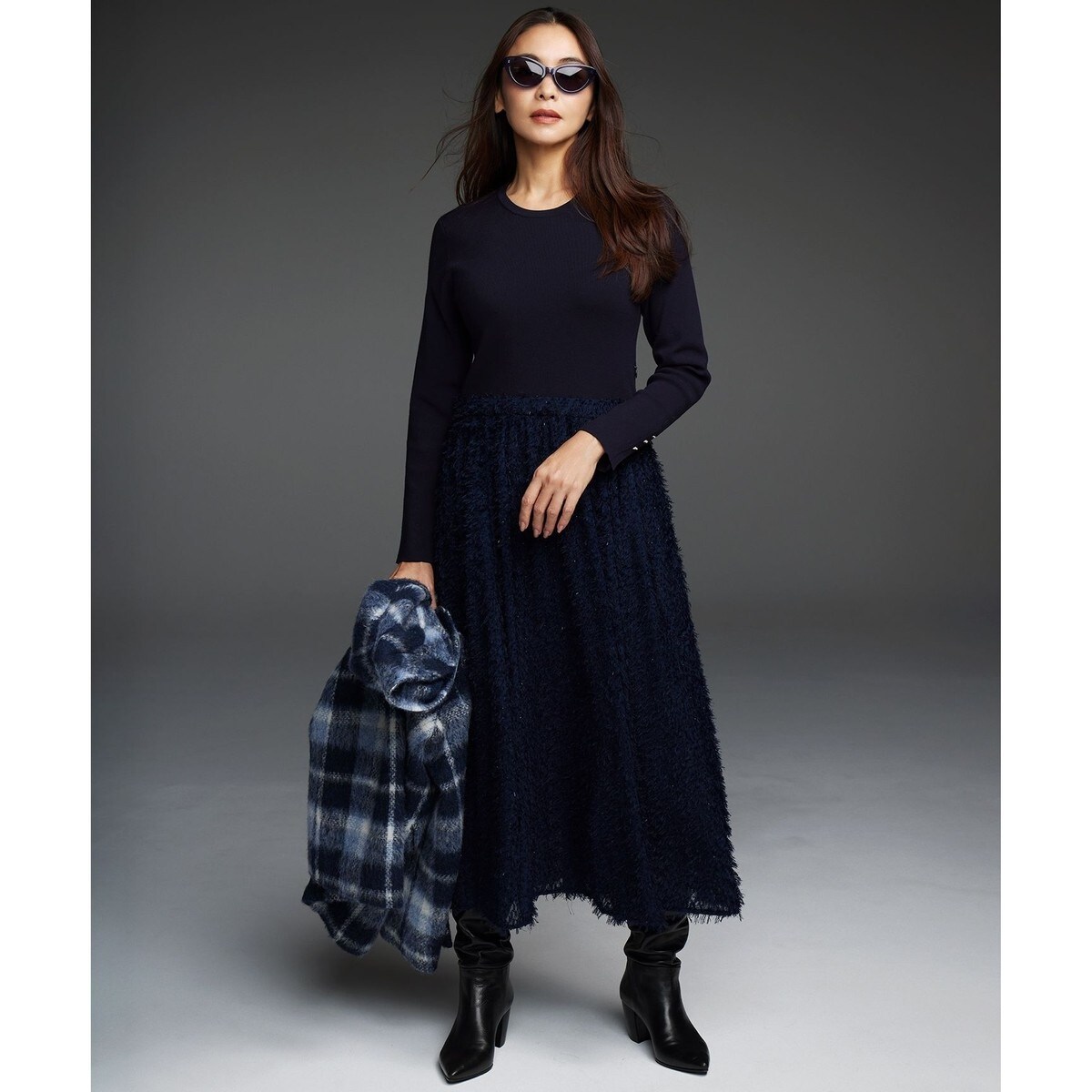 滝沢眞規子さん着用/一部店舗限定/洗える】ニットコンビジャカード