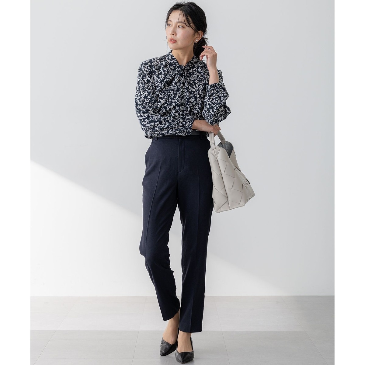 洗える】シャドーリーフ プリント ブラウス | 23区(23KU) | マルイ