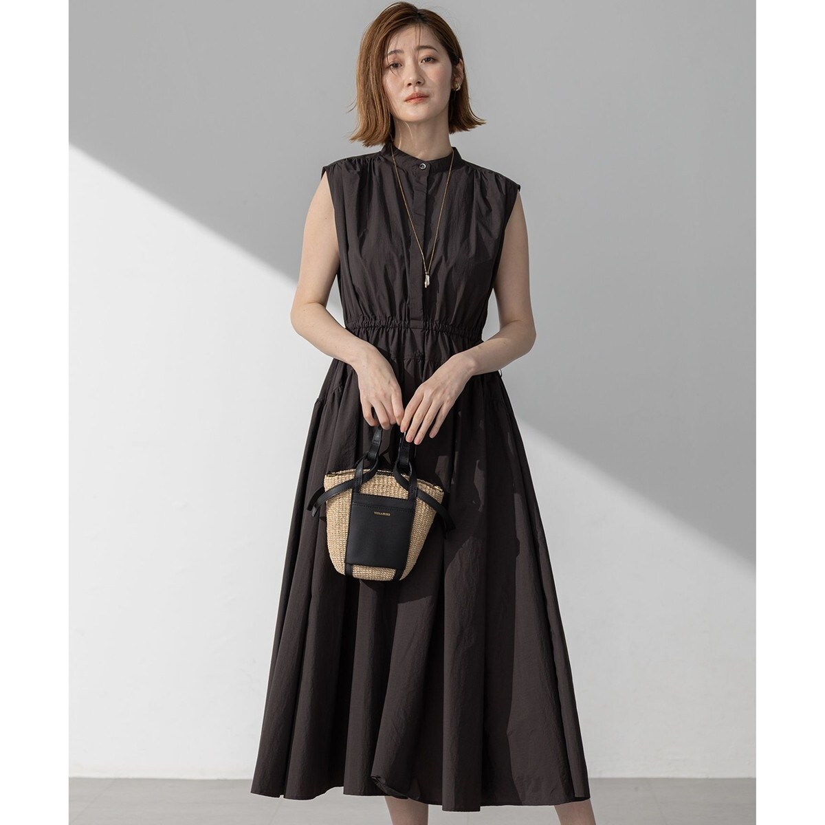 23区洗えるナイロンコットンタフタ ウエストシャーリング ワンピース 洗える／撥水性】ナイロンコットンタフタ ウエストシャーリング