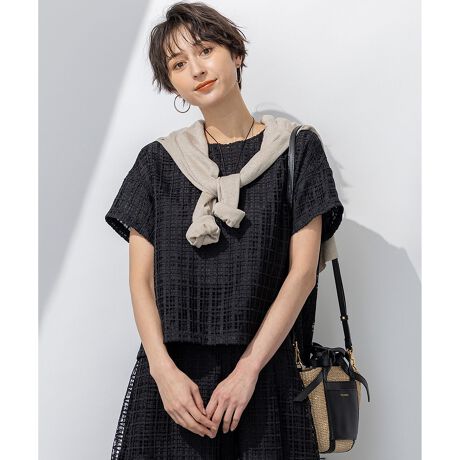 [^ԁFBLWSGM0513]2025 Spring & Summer̂̃CEȂiȉ؂₩uEXfUC`FbÑ[Xn|Cg̃uEXłBVvȃfUCȂ̂Ń{gI΂AlXȃR[fBl[gy݂܂Bfނ̃XJ[g킹ZbgAbvX^C߂łBZ^[obNɎ{t@Xi[ƃOOe[vANZgɂȂĂ܂BJ[͈ۂVbNɌ܂ubN(#005)ƁÂ_[NuE(#035)2FWJłBfރgREstar TekstilЂɂ鐶nuhuBROCHEṽ[XfނłB}bgȃ|GXegp\Lȃ`FbNfUCłBh[v̂悢nȂy_炩ɎdグĂ܂BEstar TekstilЃgREstar TekstilЂ1995NɑnƂA2002 NhBROCHEh̃uhl[ŎhJ[XE P~J[X̐YWJĂ܂BgR{ЂɍLȃvbgtH[AY\͂ƊǗ헪gݍ킹ANԌv500[gɂ̂ڂ鐶n𐶎YĂ܂BRNV͖V[ỸghڋqvlȂ琧삳܂BoLxȃfUC`[`̃XPb`NƂ납n܂A܂ł40000ȏ̃A[JC𐶂ݏoĂ܂B̃RNV͌݃tXXyCAAJ{Ȃǖ30ȏ̍֒񋟂Ă܂BV[YBroche`FbN [Xt jbg(i: KRWOGM0554)Broche `FbN[X XJ[g(i: SKWOGM0513)摜̓TvgpĂׁAۂɂ͂鏤iƎdlقȂꍇ܂B