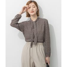 【洗える】モダンジオメトリックプリント ブラウス