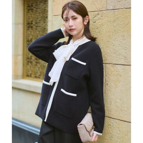 [^ԁFKRWSGA0360]2025 Autumn & WinterƊoAijbgWPbgfUCڌ҂(2̐nꖇ̕ẑ悤ɕ҂ݍ킹҂ݕ)ŎdĂN[lbÑjbgAE^[BOāA݁AɎ{ꂽzFfUC̃|CgBS[hJ[̋t@Xi[ANZgɂȂAiĂ܂BH̑HDƂĊ􂵁ATVcȂǂƍ킹ĒĂT}ɂȂ܂B܂AR[g𒅂鎞ɂ̓Ci[ƂĂ₷TCYȂ̂ŁAOV[Yg܂BlXȃV[Ŋ􂷂A[h[uɉׂꒅłBJ[͂炩Ȉۂ̃AC{[~ubN(#102)Ai̗ǂubN~x[W(#105)2FWJłBfޕ\ɂ͌̂הԎ̃E[u[NAɂ̓E[̃Xgb`fނgpAڌ҂݂ɂĂ܂BɂAڂƋl܂z吶n̂悤ȏiȑfފ܂Ă܂B_炩SnȂAƊoĂ̂ŁALV[ɑΉ܂B摜̓TvgpĂׁAۂɂ͂鏤iƎdlقȂꍇ܂B