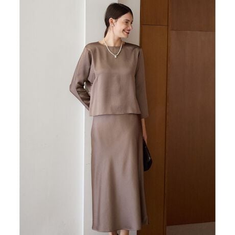 [^ԁFOPA3GW0743]2025 Spring & SummerAPPLAUDIRiAvfB[jAPPLAUDIRiAvfB[jƂ́AtXŁwтEԁxƂӖBp[eBȂǁA؂₩ȃV[ɂ҂APPLAUDIR iAvfB[jV[YłBfUC߂fފ͂̒uEXƃXJ[g̃ZbgACeBVvȃN[lbNfUCx[XɂuEX̓obNX^Cɂ肰Ȃ^bNAƂۂ̃XJ[gɂ̓oCAXg邱ƂŁǍ^Jo[ȂAZj[X^C[hȕ͋Cɏ؂ĂfUCB̂鐶n̖͂ȂA邱ƂŃGKgȓo悤ɎdグĂ܂BZbgAbvŃhX̂悤ɂ킹ĂAuEXAXJ[gPił莝̃ACeƂ̒񂵂y݂܂BDȟuE(#030)Aꂽ͋C̃OCbVZ[W(#053)A^ȋCilCr[(#075)3FWJłBfސ^eƃR̐݌vɂh炢悤ȕ\ʊɎdグ|GXeTefނgpĂ܂BE[[^Cv̎gĂ邽ߗȂӂ݂AtbgȃTeɔׂĈꖇłƗlɂȂ܂B܂^u[Hɂi`Ȍ򊴂ƃBe[WłB摜̓TvgpĂׁAۂɂ͂鏤iƎdlقȂꍇ܂BBe̓sAۂ̏iƐFقȂČꍇ܂Bi̐F̓nK[̏iڍ׉摜QƂB