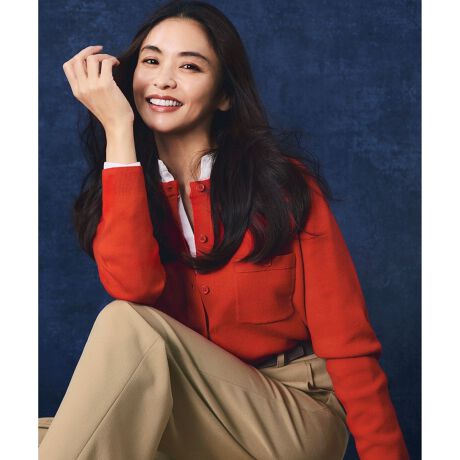 [^ԁFKRWSLS0150]2026 Pre SpringƂ̃|PbgƓF{^vXfUCdɕ҂ݗĂ邱ƂŁA悭Ƃ݂ƔVGbgۂjbgJ[fBKłBȂ߂炩ȔG̏㎿fނ́AIIt킸LV[Ŋ􂷂ėp̍́B̃|Pbg肰ȂANZgƂȂAꂼ̃J[ɍ킹Đߏグ{^AŜVbNɂ܂Ƃ߁AiȈۂ^܂B ꖇŃvI[o[̂悤ɒȂAs[XuEX̏ɌyHDƁAlXȃX^COy݂܂Bꂢ߃pcƍ킹ăItBXX^CɁAfj⃏Chpcƍ킹đl̃JWAX^CɂƁA񂵗͂QłB J[́A𖾂邭Dۂ̃CgCG[(#042)AǂȐFƂ킹₷iŏ_炩ȃAC{[(#002)AR[fBl[g̎ɂȂN₩ŉ؂₩ȃbh(#010)Au₩Ő̂鐟񂾋̂悤ȃXJCu[(#072)AmIŗۂ^[݂̂lCr[(#075)ACtbVy₩ŗDCgO[(#062)6FWJłBfނߍׂ₩ȖȂƁAG̗ǂJV~uhagpĂ܂BȂ̎FƎRȔɁAJV~Ȃł͂̂Ȃ߂炩Ńb`ȕAG߂̕ςڂɂ҂̐Sn悳܂By₩ȒSnȂAiȌ򊴂Ə_炩ȔGŁAl̏ɂӂ킵㎿o܂B摜̓TvgpĂׁAۂɂ͂鏤iƎdlقȂꍇ܂B