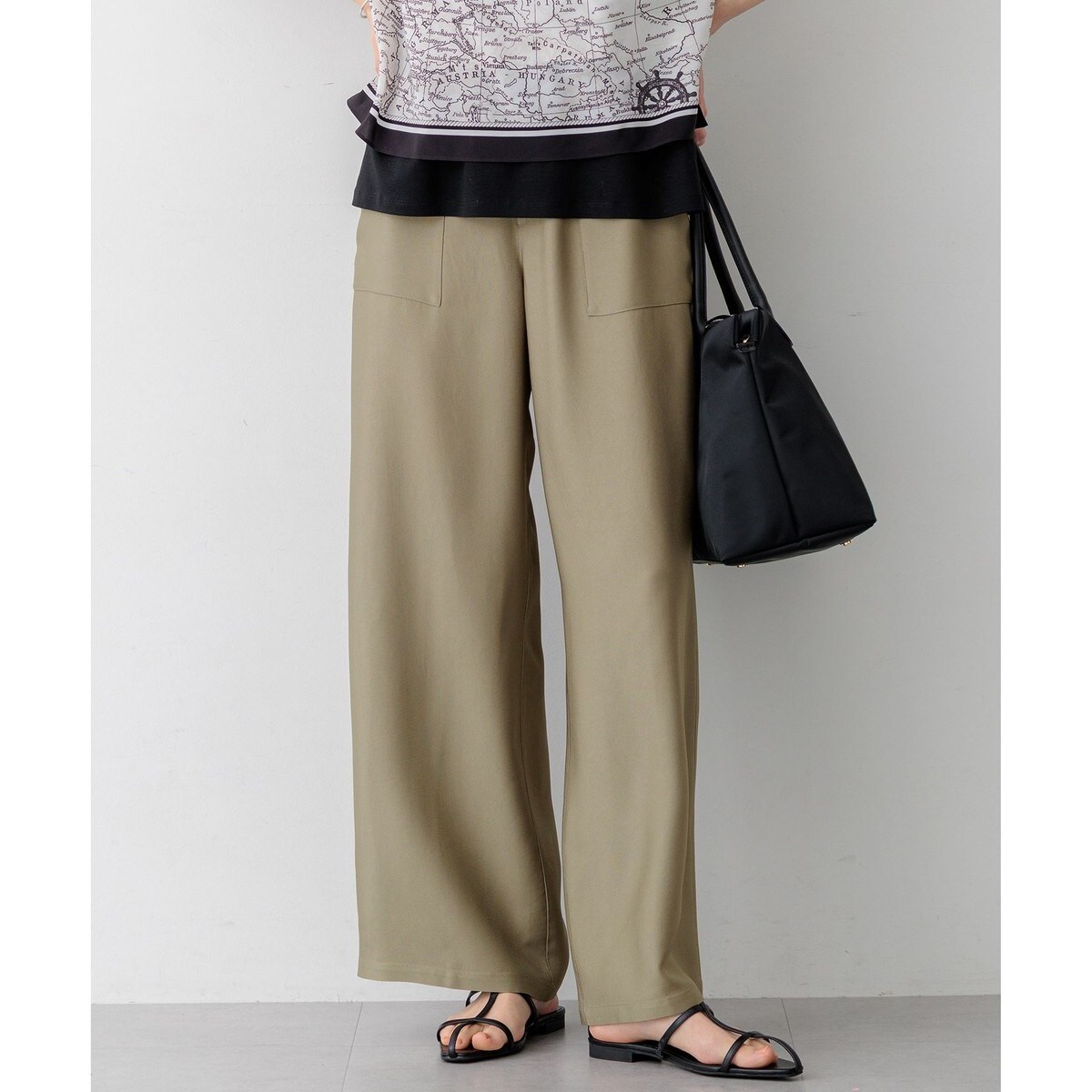 23区今季新品【見上愛さん着用ブライトカルゼ ワイド パンツ38 見上愛さん着用/CLASSY.・STORY掲載】ブライトカルゼ ワイド パンツ