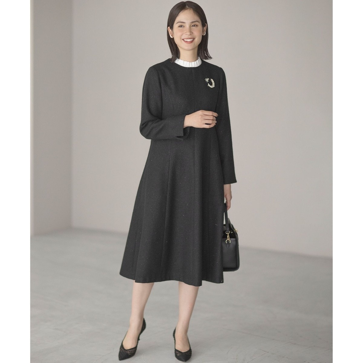 2WAY】ラメフラノ フリル襟ワンピース | 組曲(KUMIKYOKU