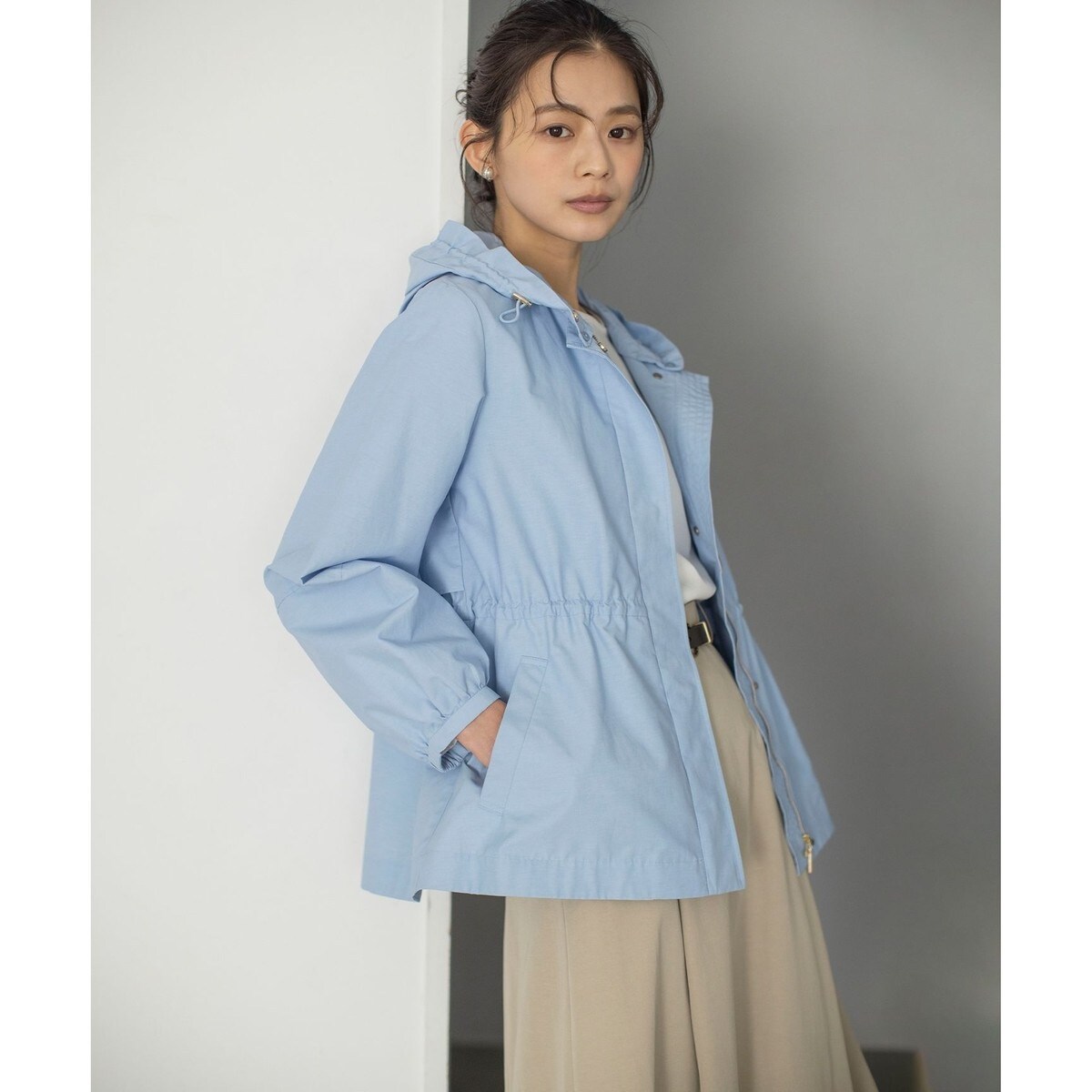 Desigual　　　デシグアル　　ネイビー　　　刺しゅう入りモッズコー DE819AW20894_thumb.jpg
