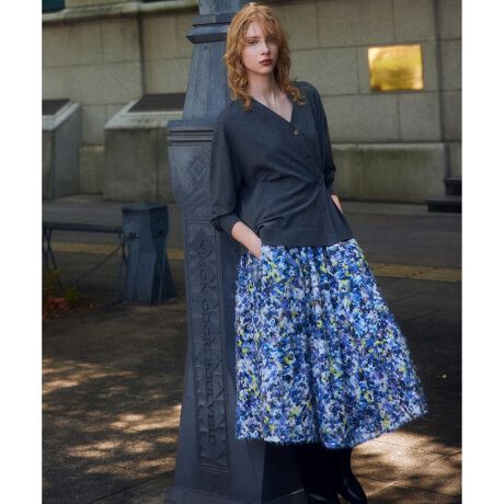 [^ԁFSKWLGW0402]̊ƃt@[̂悤ȍfށ~؂₩ȉԕtAXJ[gfUCEfނ̌y₩Aтɗh铮̂tAVGbgXJ[gBEEGXgɂ̓^bNƃMU[ՂƓA悢{[oBEiȈۂۂAVѐŜzFŉ؂₩ȃX^CO܂BfށEWK[hnɃD荞񂾓ȐnɃvg{̋l܂fށBE̊ƃt@[̂悤ȉ݂̂鍂̂fނłBE؂₩ŉŝԕ𐅍ʃ^b`ŒۓIɕ\邱Ƃő_ȔzFłl₷iȈۂɎdグ܂BEFgȂ̂ŗlXȃJ[̃gbvXƃ}b`O₷̂߃|CgłByX^btRgzg158cmbpTCY2 (ʏ풅pTCYM)悢{[ƕтɗh铮̂VGbgŁAĩR[fNAbvBFgȂ̂ŗlXȃJ[̃ACeƍ킹Ă₷̂ꂵ|CgB============================@F􂢉nF蓧FȂ============================yӎzBȅƖ̊֌WɂAF኱قȂČꍇ܂Bi̐F̓nK[݂摜QƂB摜̓TvgpĂ邽߁Aۂɂ͂鏤iƐFTCY̎dlɕύXꍇ܂BCɂȂACéwCɓo^x߁DȃJ[TCYI?}[NNbNIēגʒmAXg1_̒ʒmAZ[̒ʒm󂯎邱Ƃł܂B