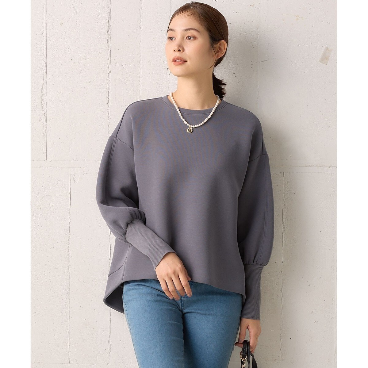 極美 45R✨インディゴ 二重編みのニットソーTシャツ パフスリーブ 裏毛編み ダンボールジャージースリーブデザイン プルオーバー | 組曲(KUMIKYOKU