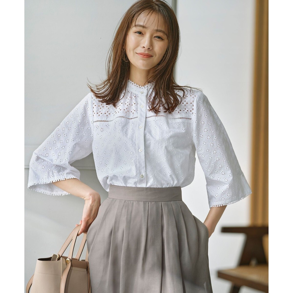 WEB限定カラーあり】エンブロイダリーレース フレアスリーブブラウス