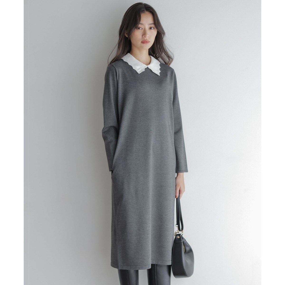 組曲レース襟付きベージュ長袖ワンピース　新品タグ付き レースライク襟付きニットワンピース | 組曲(KUMIKYOKU