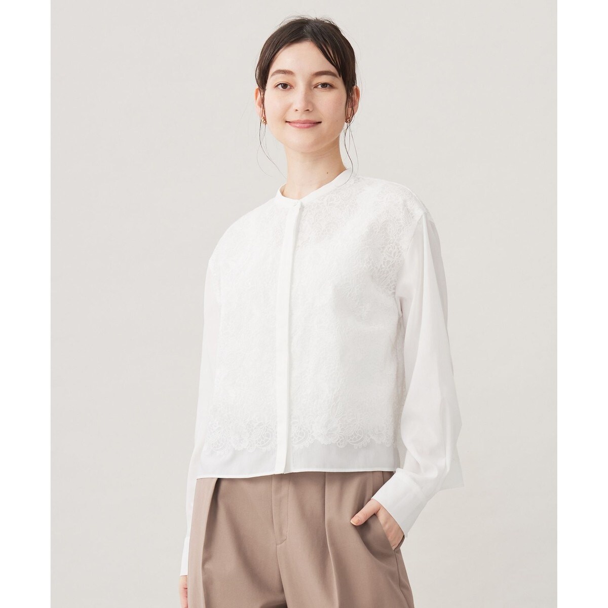 よん☆極美品　自由区　シアーエンブロイダリークロップド丈ブラウス 洗える】シアーエンブロイダリークロップド丈 ブラウス | 自由区
