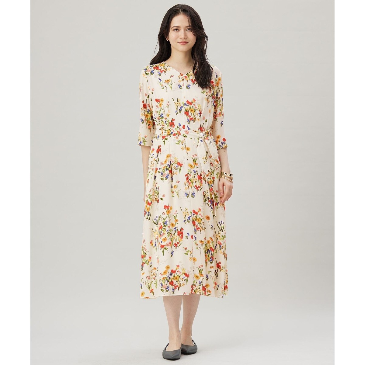 未使用級 自由区 25SS 洗える フラワーガーデンプリント ワンピース 38 洗える】フラワーガーデンプリント ワンピース | 自由区(JIYU-KU