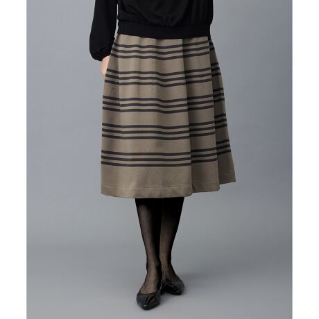 [^ԁFSKWMGW0563]_ȃ{[_[̃Lb`[ȃjbgXJ[gfUCz[K[g̓̓IȃtA؂₩ȃjbgXJ[głB_ȃ{[_[Lb`[Ńx[VbNȃjbguEXƍ킹ĂX^CO؂₮ACełBfތY̓H@ɂA{[ƃXgb`߂|GXełBFɃ\tgH{Ă邽߁A_ɂDĂ܂Bʏ̃|GXeɔׁAyʊ̂闧̓IȐi𐶂ݏoƂłfނłBz[K[g͕҂݃XȂGRȍłB摜̓TvgpĂׁAۂɂ͂鏤iƎdlAHATCY኱قȂꍇ܂B\߂BBe̓sAۂ̏iƐFقȂČꍇ܂B