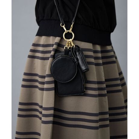 [^ԁFBO2VLS0003]fUCJ[h܂̂D}`Ȃ|[`ɁAی^̃}`|[`ƃbvP[Xgݍ킹3_Zbg̃|VFbgłBfC[g炨oV[܂ŕL􂵂܂B@V_[RtȂ̂Ŏ^тɕ֗łB摜̓TvgpĂׁAۂɂ͂鏤iƎdlAHATCY኱قȂꍇ܂B\߂BBe̓sAۂ̏iƐFقȂČꍇ܂B