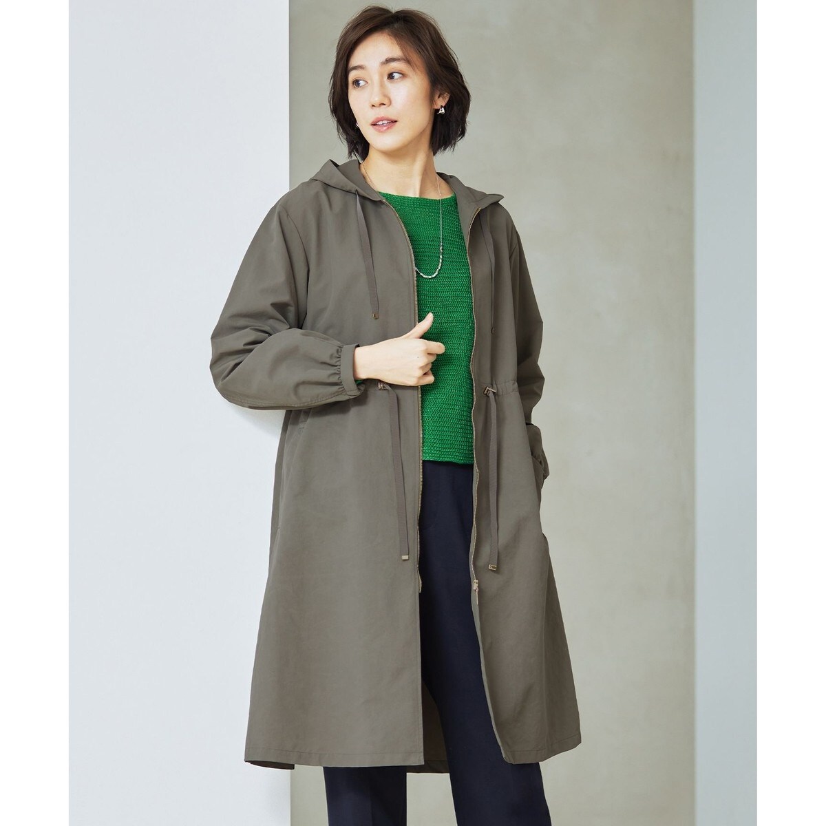 美品　ICB 撥水加工 メモリーストレッチタフタ フーデットコート 撥水加工】 メモリーストレッチタフタ フーデットコート | ICB