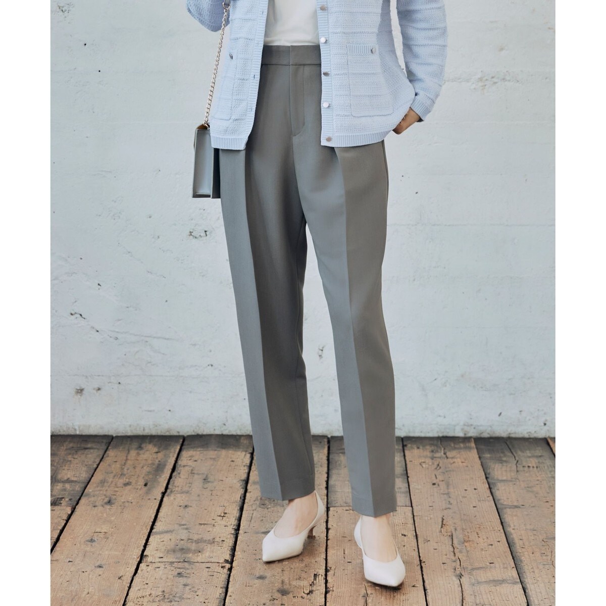 良品✨アンタイトル　クロップドパンツ　スーツ　大きいサイズ　XL 洗える　近年 良品✨アンタイトル クロップドパンツ スーツ 大きいサイズ XL 洗える