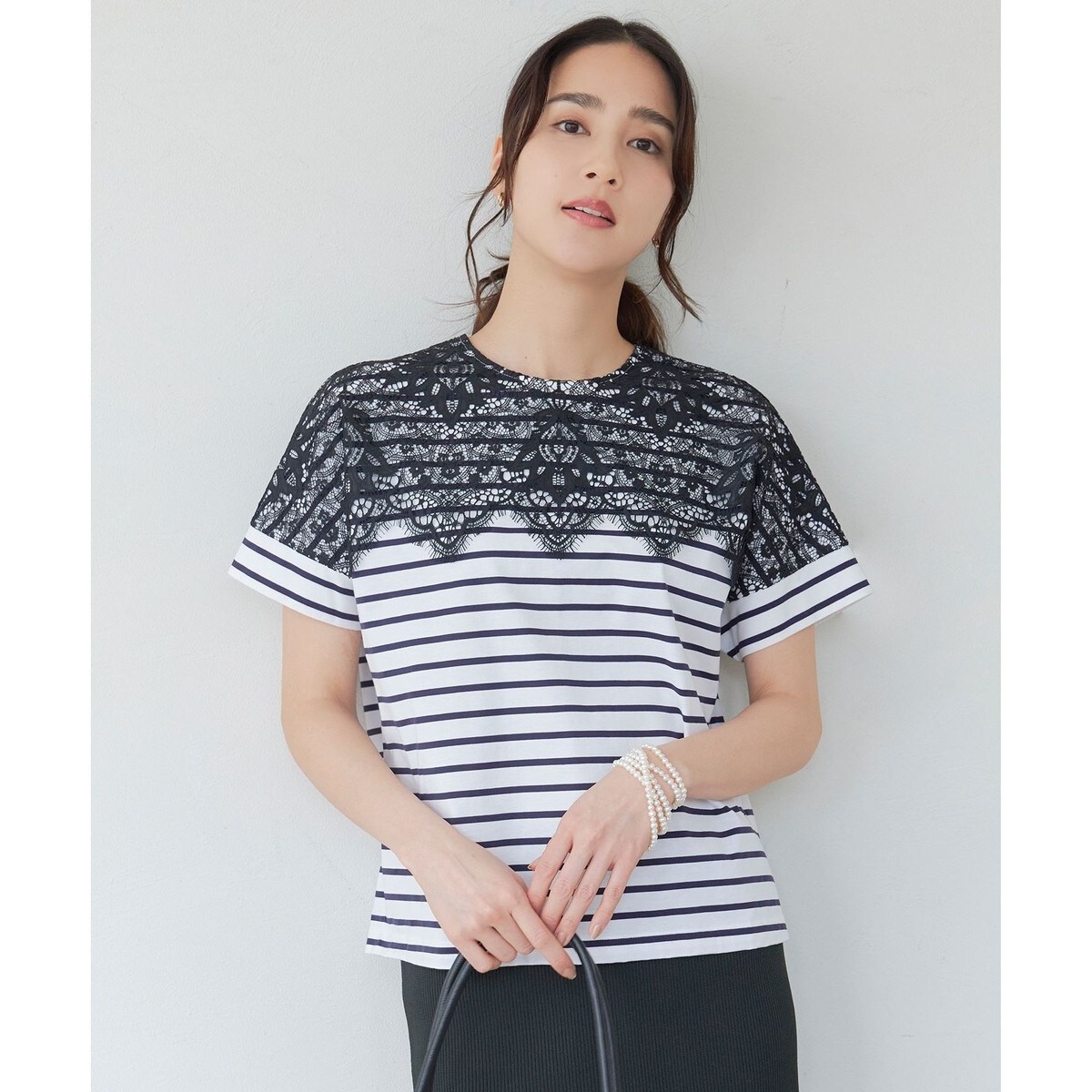 COACH コーチ　カーシヴ シグネチャー クロップド Tシャツ カーシヴ シグネチャー クロップド Tシャツ | コーチ(COACH