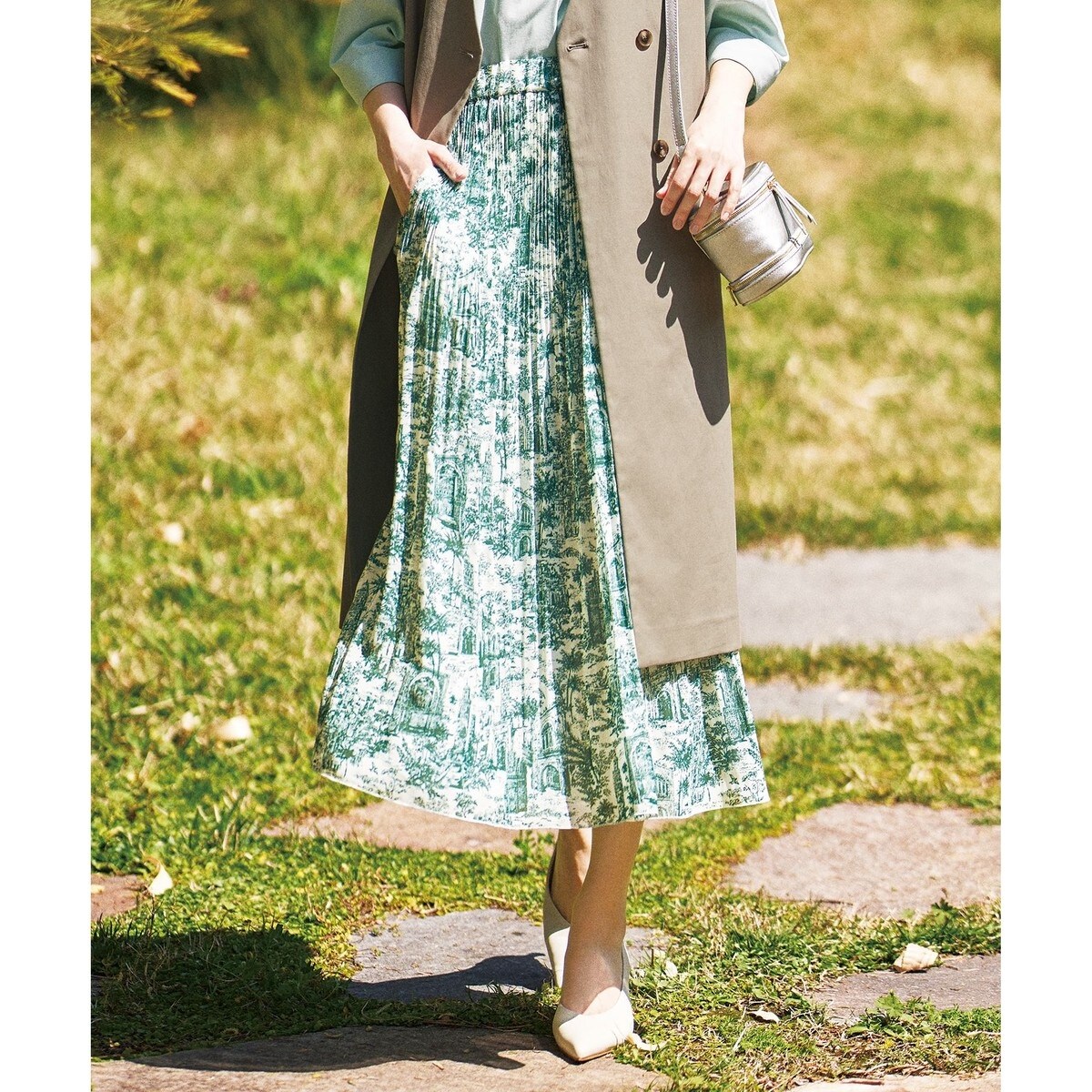 ウエストゴム・洗える】ピオニーフローラルプリント スカート／自由区