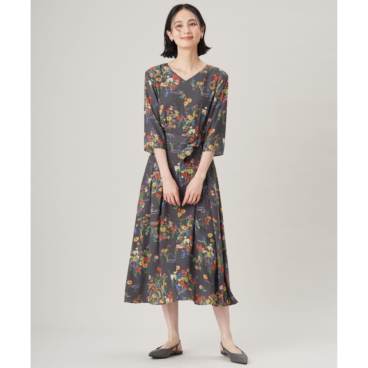 洗える】フラワーガーデンプリント ワンピース | 自由区(JIYU-KU