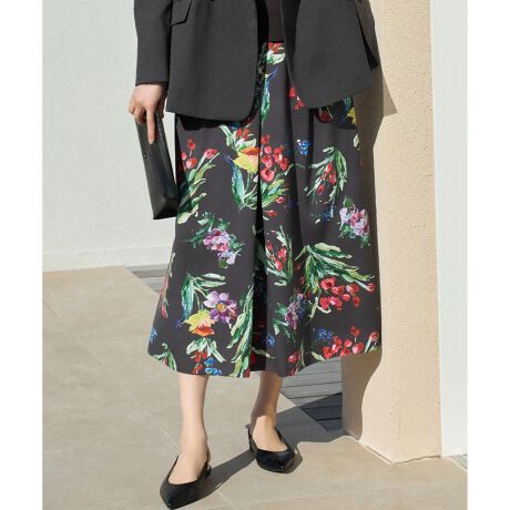 [^ԁFSKW7GM0307]ʒ̉ԕ؂₩ňۓIȃXJ[gfUCtgɑ傫^bNACXJ[głBۓIȖʒ̉ԕAlۂVGbgŕ\܂B悭Ƃ肪ȂA͂ƂVGbgłBEGXg̓RgXgubÑOOSŁAfUC|CgƒSn̗ǂ˔Ă܂BhɂԉMatsurika Flowers(}cJt[)Ƃ̃R{[VACełByMatsurika Flowerszh_Ɋ{lt[fUCi[Mariko KinoshitaɂMatsurika FlowersBԂi`Ȕ𐶂AE̗jJ`[𒅑zɁAre[WƃAeB[Ngݍ킹X^ClCłBEFfBOCxgŃt[AWg肪قA[NVbvJÂĂ܂BfނƂ̂OOfނɉ؂₩ő_ȉԕvg܂BueBbVK[fC[Wԃ`[tÂICyCg̃^b`ŕ`Ă܂BOO͓ɂŁAy炵܂BpE_[^b`Œ悢򂪂A܂߂fC[ɂg₷fފłB摜̓TvgpĂׁAۂɂ͂鏤iƎdlAHATCY኱قȂꍇ܂B\߂BBe̓sAۂ̏iƐFقȂČꍇ܂B